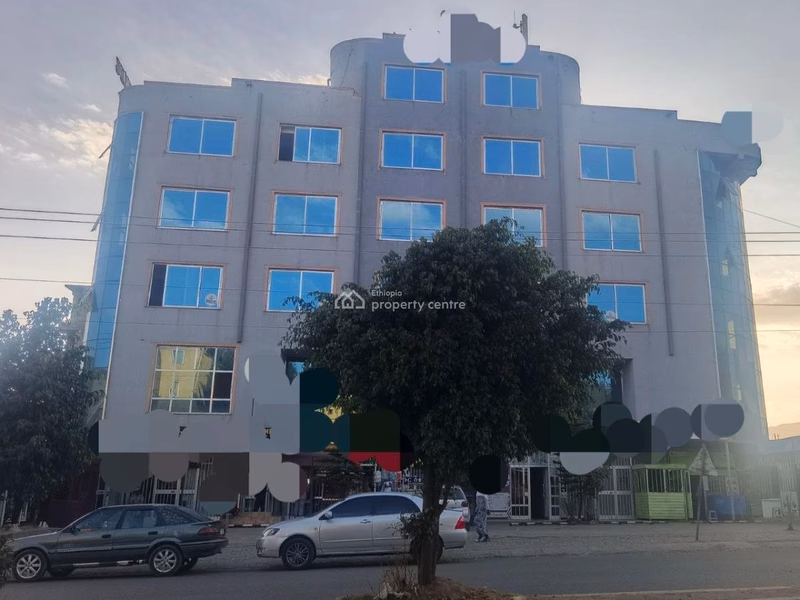 Commercial Building for Sale
