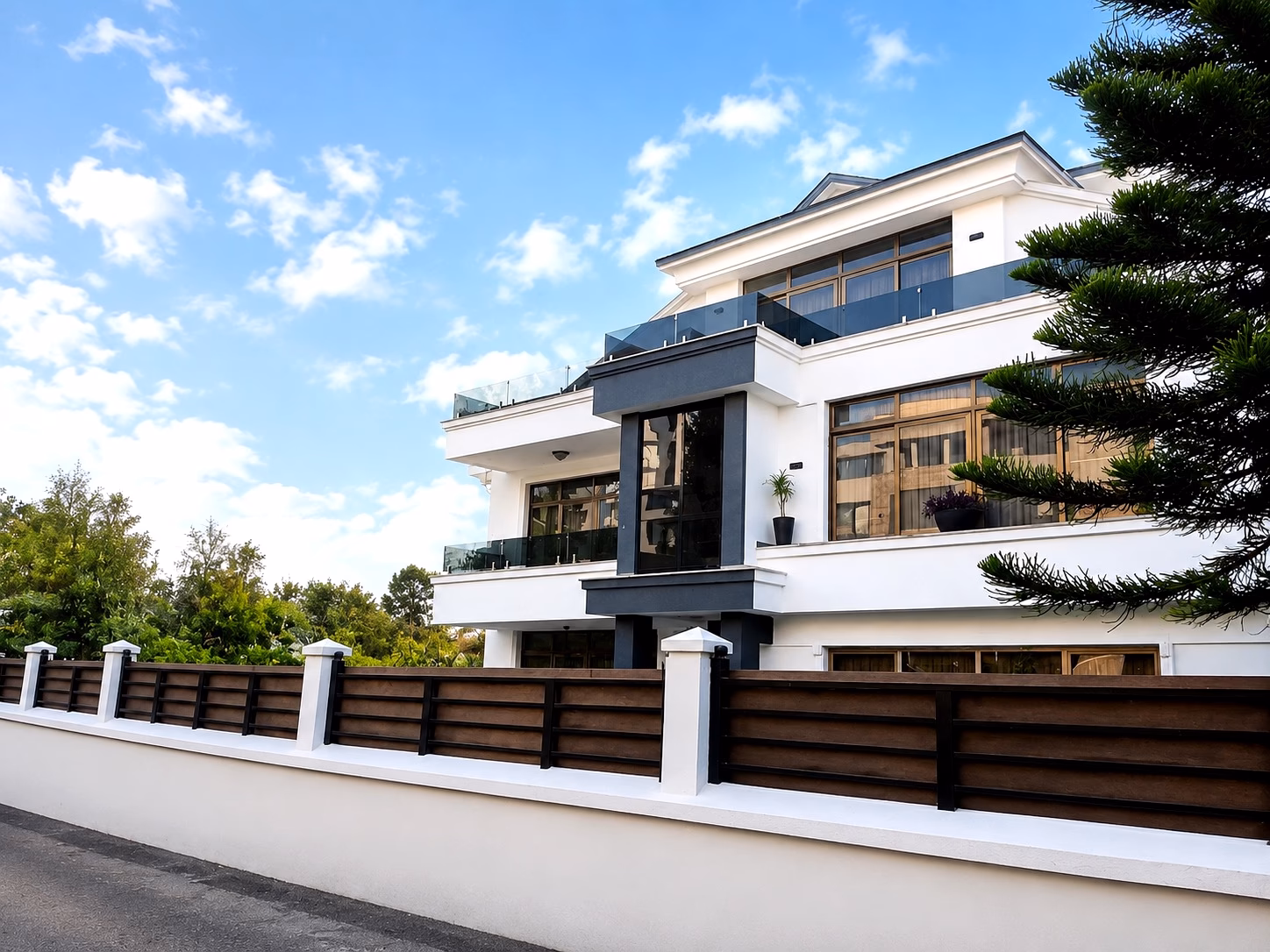 Modern B+G+2 house for sale photo 1