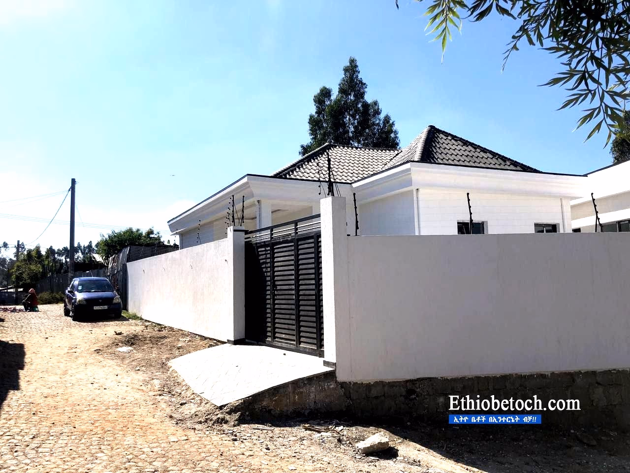 Villa House for Sale photo 1