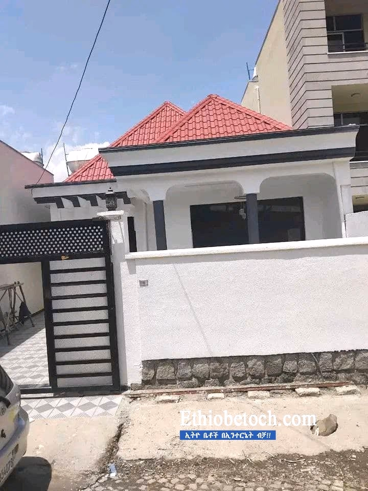 Vila house for sale photo 1
